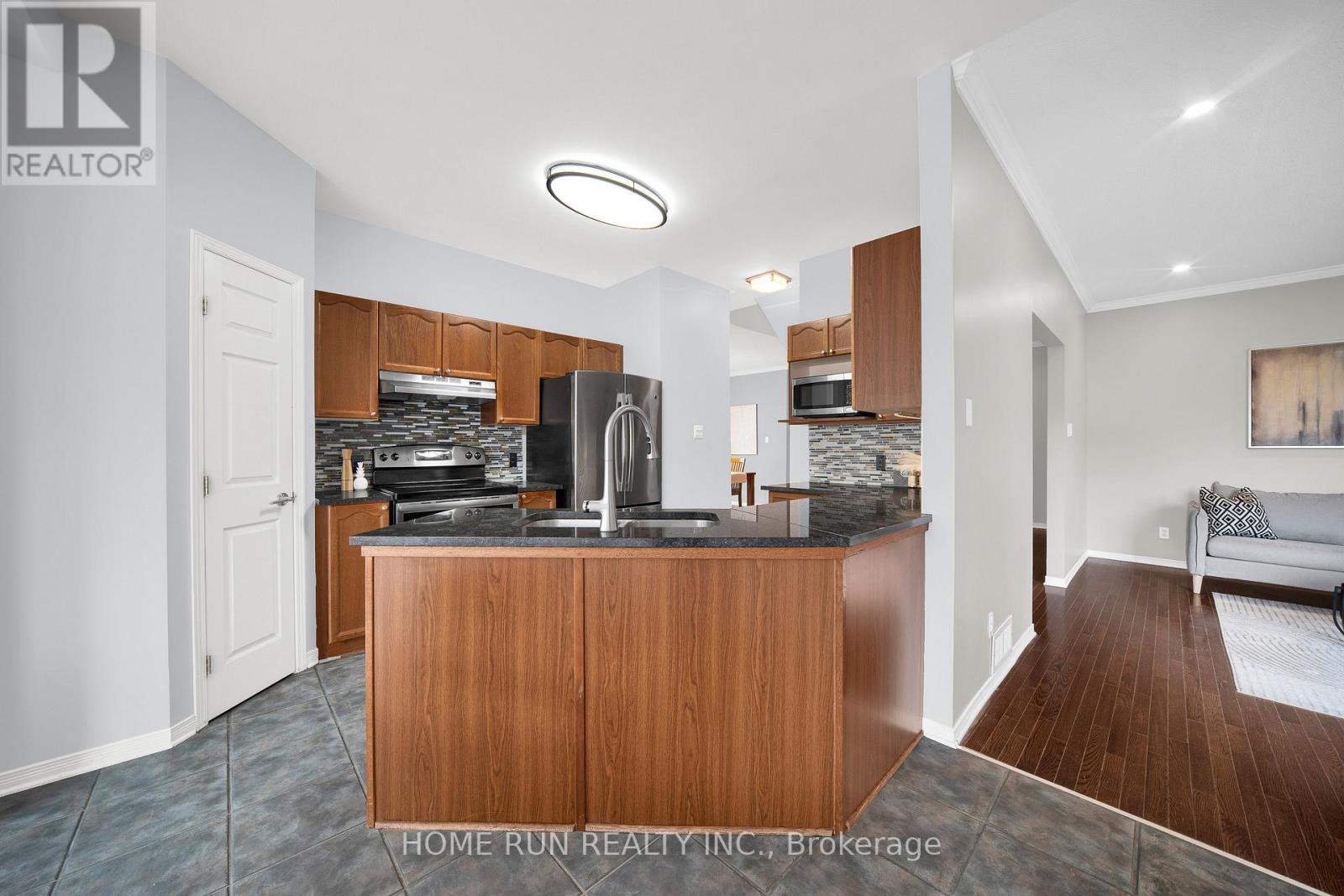 13 Colindale Avenue, Ottawa, Ontario  K2J 4V6 - Photo 14 - X13085366