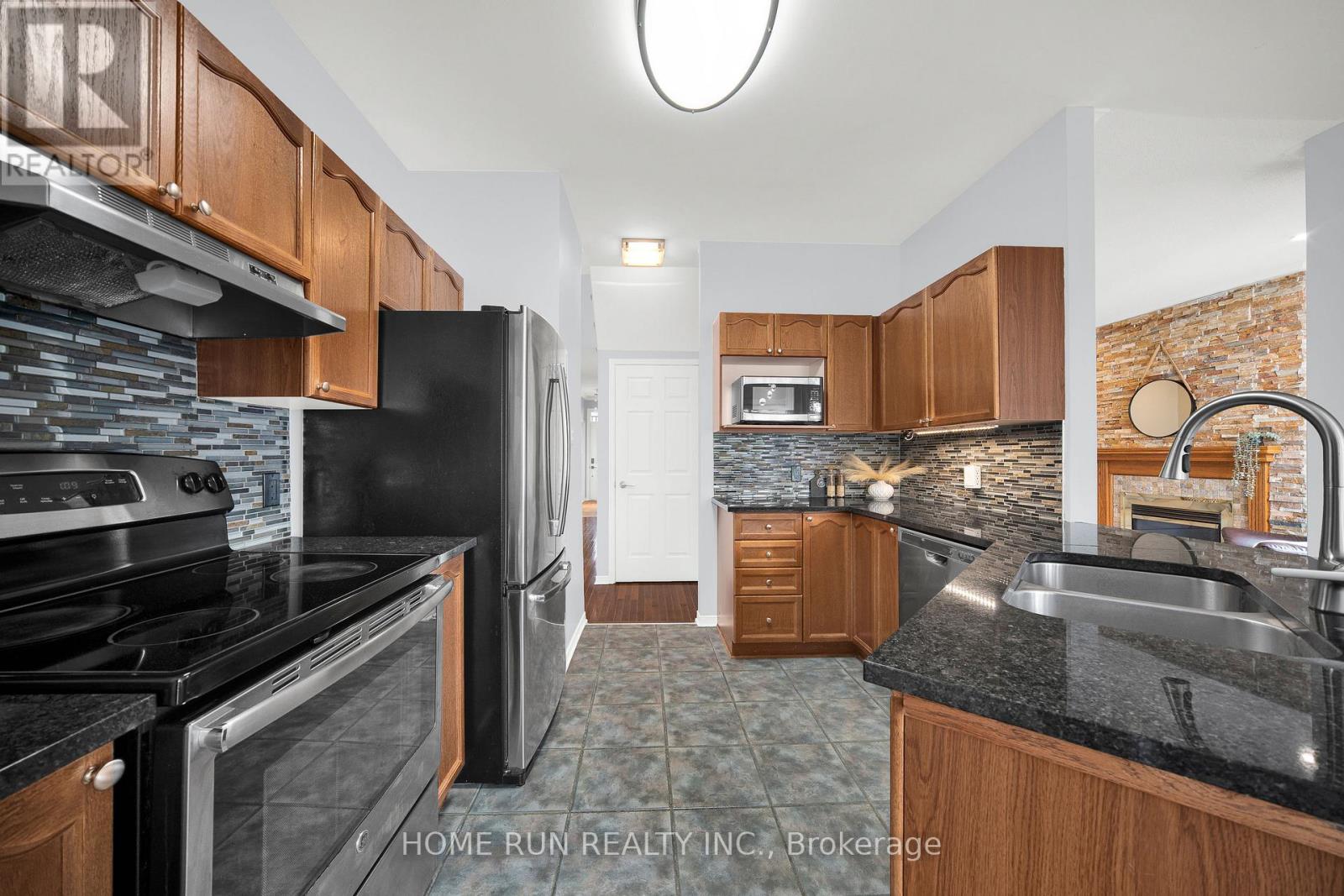 13 Colindale Avenue, Ottawa, Ontario  K2J 4V6 - Photo 17 - X13085366