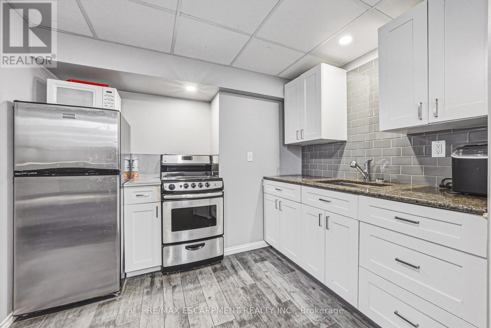 161 Ivon Avenue, Hamilton, Ontario  L8H 5S7 - Photo 17 - X13084816