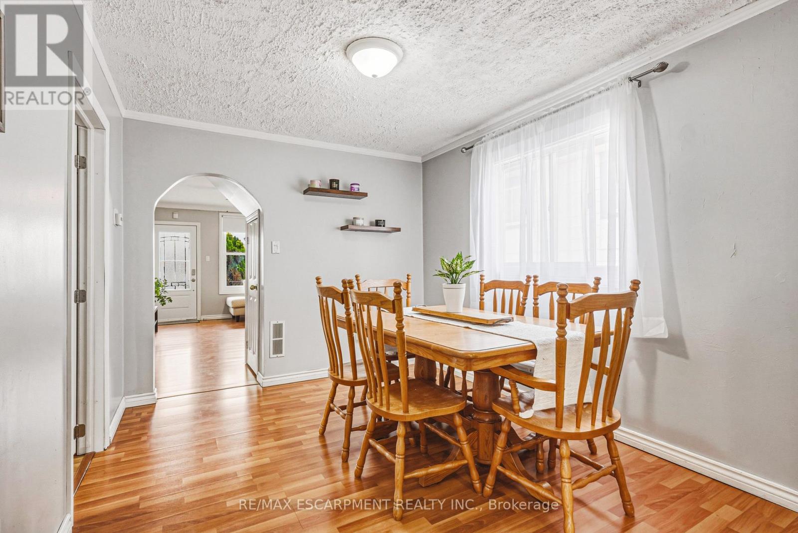 161 Ivon Avenue, Hamilton, Ontario  L8H 5S7 - Photo 6 - X13084816