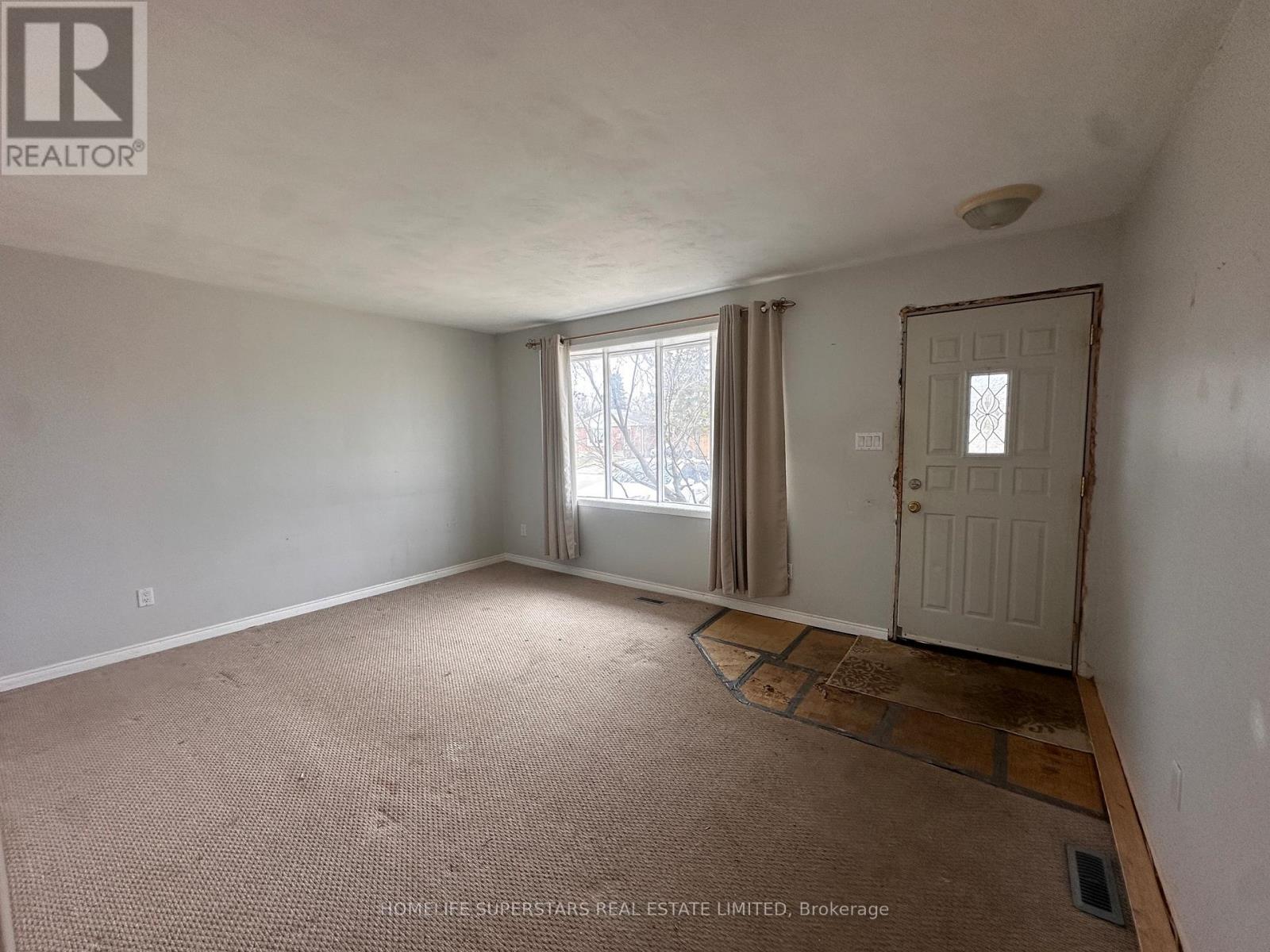 14 Locke Avenue, St. Thomas, Ontario  N5P 3X2 - Photo 2 - X13084902