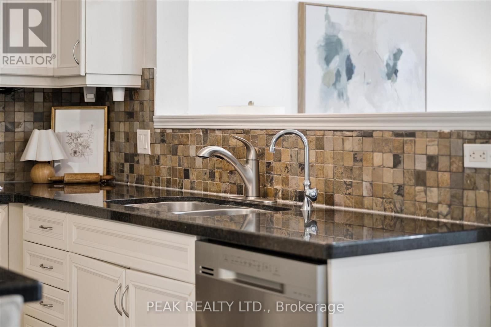 6 Sassafras Street, Kitchener, Ontario  N2N 3S4 - Photo 11 - X13084908