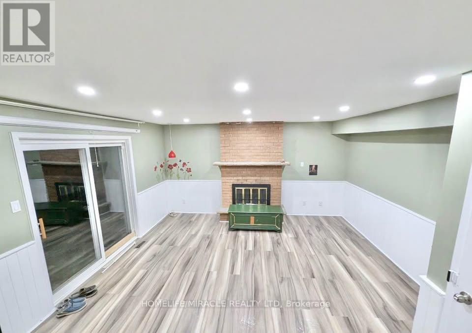 68 Briargate Drive, Kitchener, Ontario  N2E 2J8 - Photo 5 - X13084960