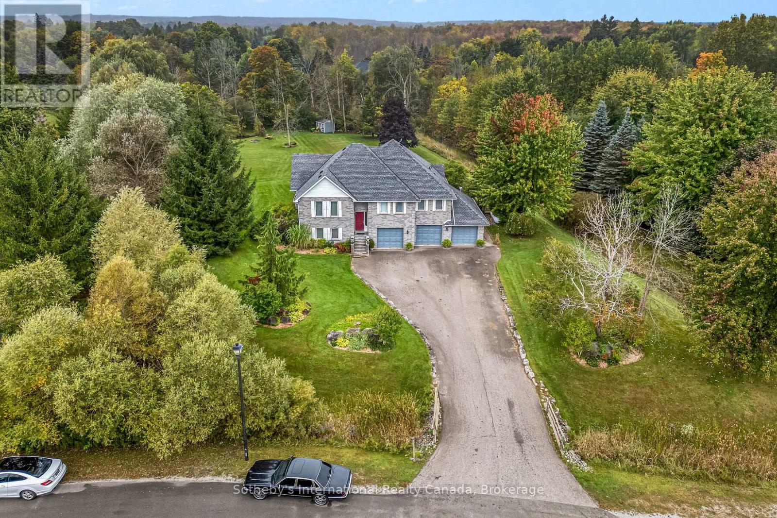 2091 Country Lane Court, Milton, Ontario  L0P 1J0 - Photo 3 - W13085288
