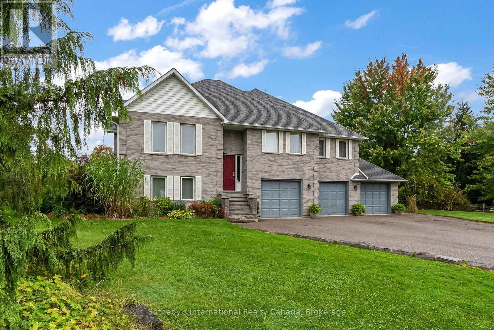 2091 Country Lane Court, Milton, Ontario  L0P 1J0 - Photo 9 - W13085288