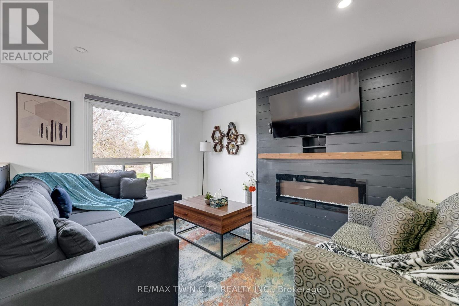 193 Westheights Drive, Kitchener, Ontario  N2N 1K2 - Photo 5 - X13084992