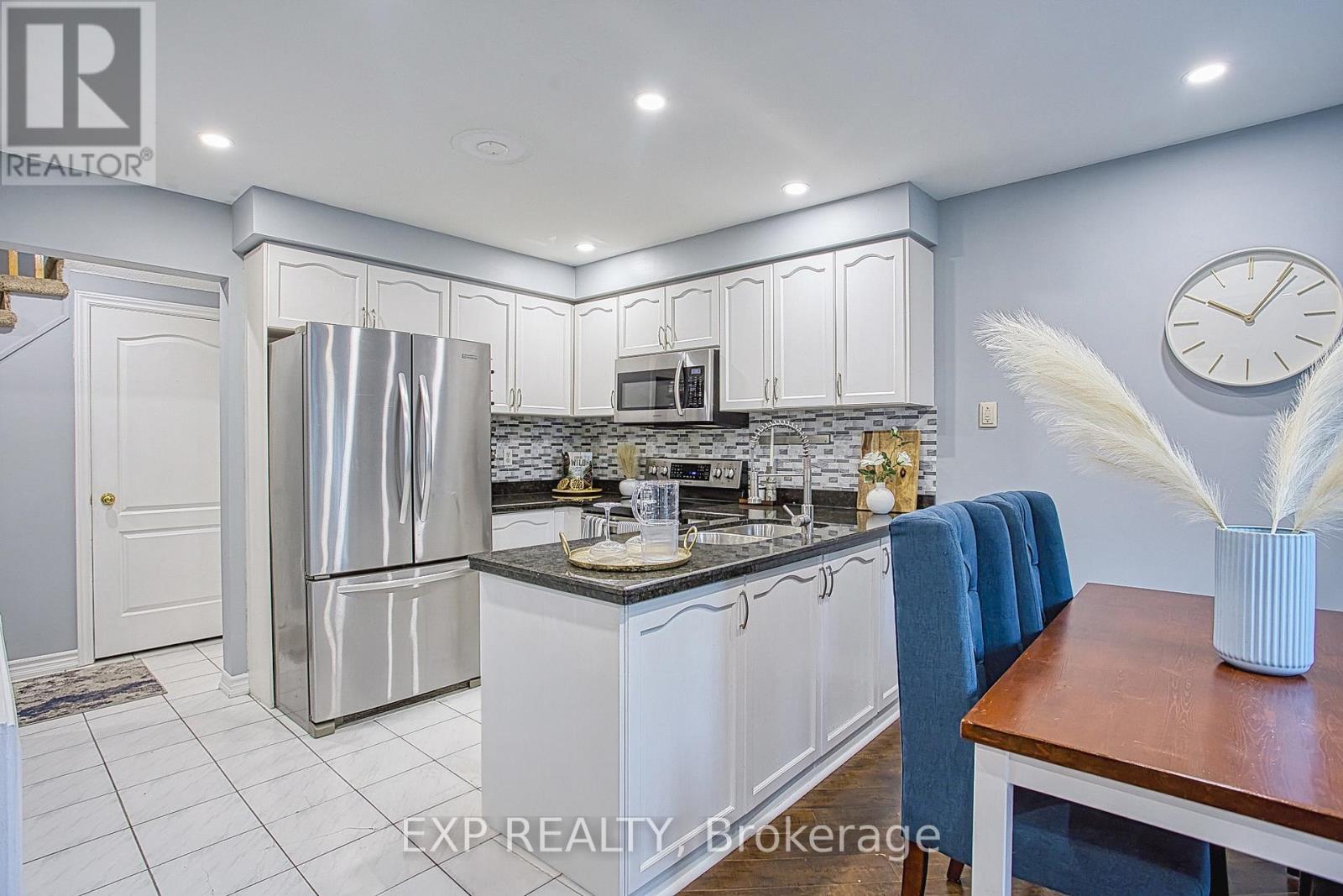 112 Laurendale Avenue, Hamilton, Ontario  L0R 2H3 - Photo 12 - X13085136