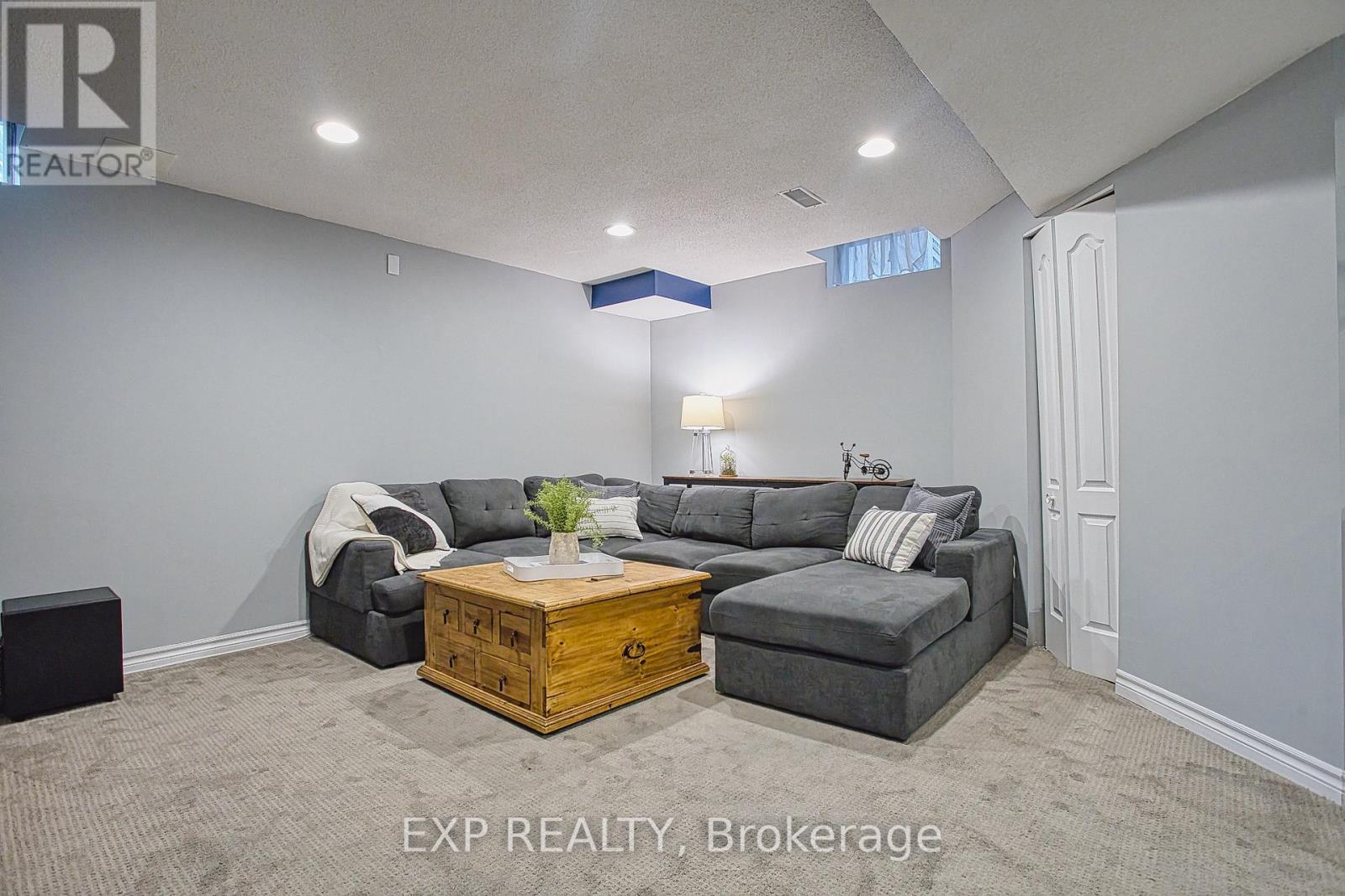 112 Laurendale Avenue, Hamilton, Ontario  L0R 2H3 - Photo 24 - X13085136