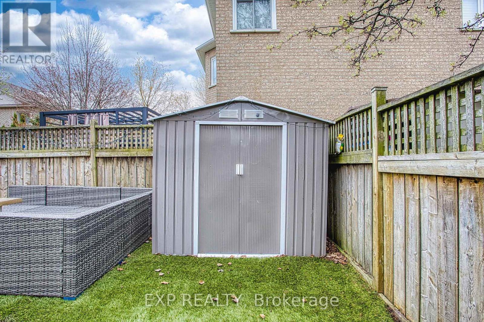 112 Laurendale Avenue, Hamilton, Ontario  L0R 2H3 - Photo 30 - X13085136