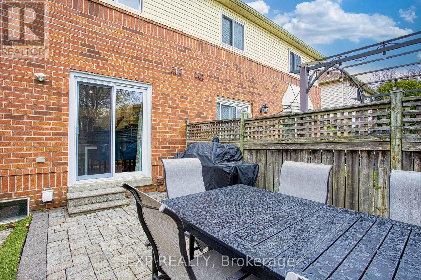 112 Laurendale Avenue, Hamilton, Ontario  L0R 2H3 - Photo 33 - X13085136