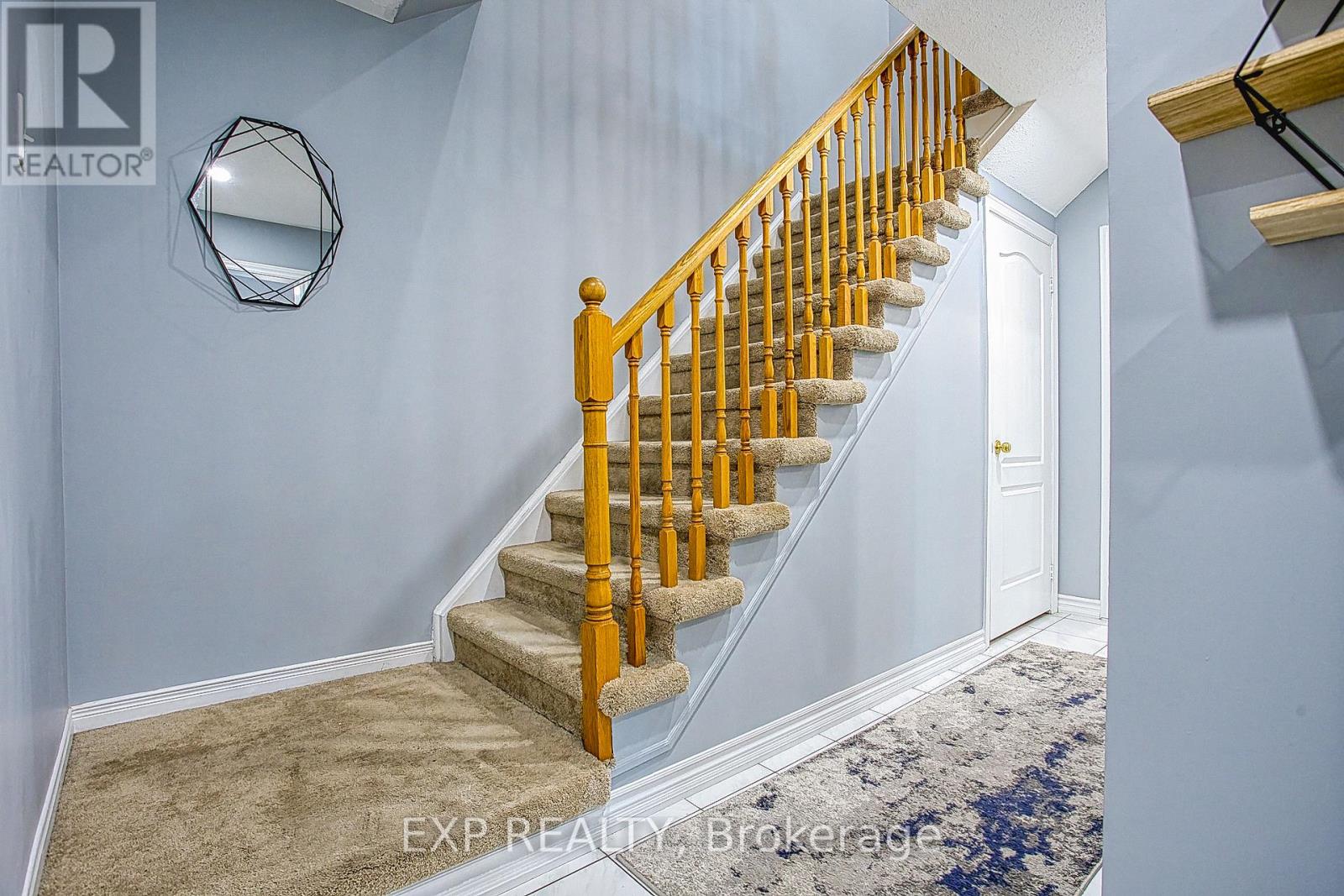112 Laurendale Avenue, Hamilton, Ontario  L0R 2H3 - Photo 5 - X13085136