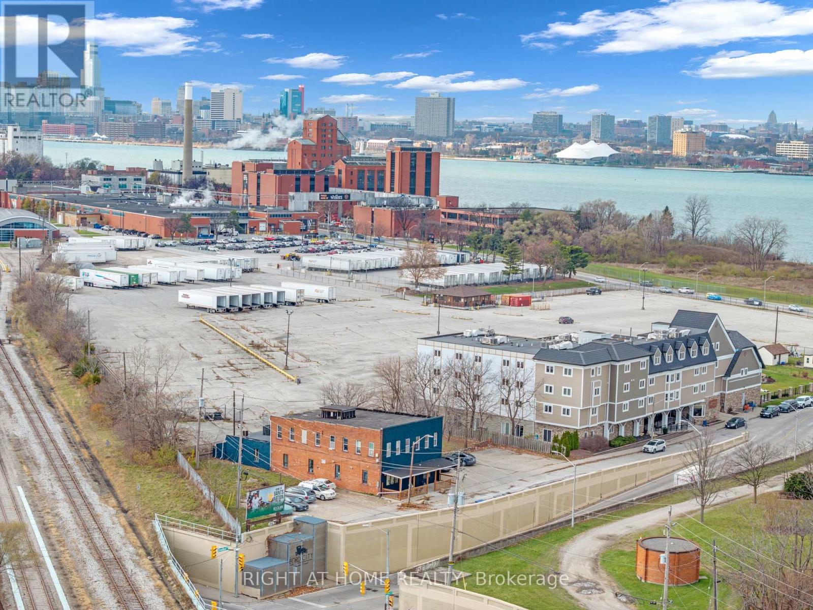 2 - 279 Drouillard Road, Windsor, Ontario  N8Y 2P4 - Photo 7 - X13085140