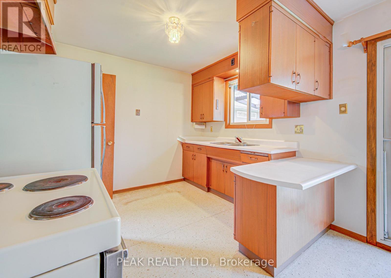 16 Centennial Crescent, Wilmot, Ontario  N3A 1K9 - Photo 10 - X13085164