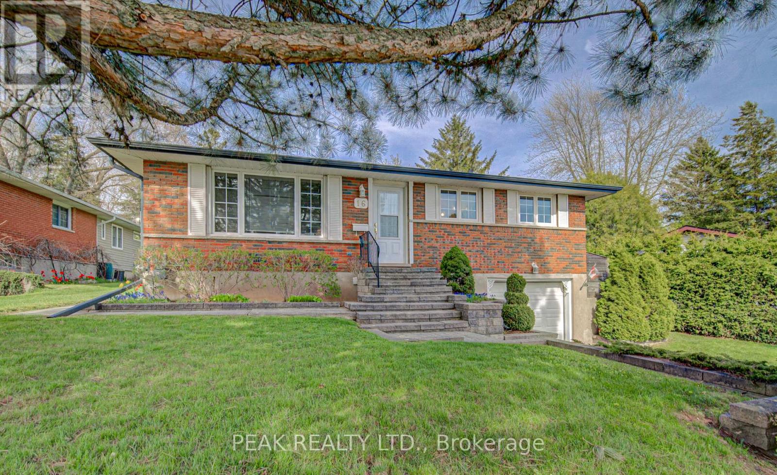 16 Centennial Crescent, Wilmot, Ontario  N3A 1K9 - Photo 2 - X13085164
