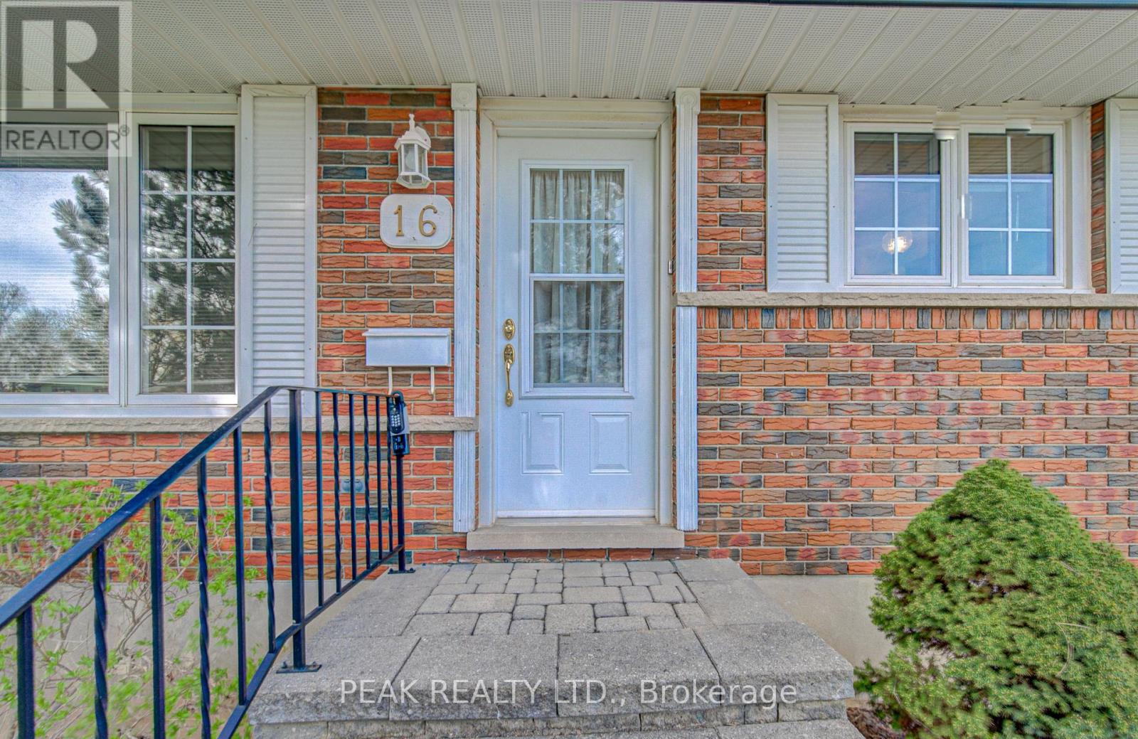16 Centennial Crescent, Wilmot, Ontario  N3A 1K9 - Photo 4 - X13085164