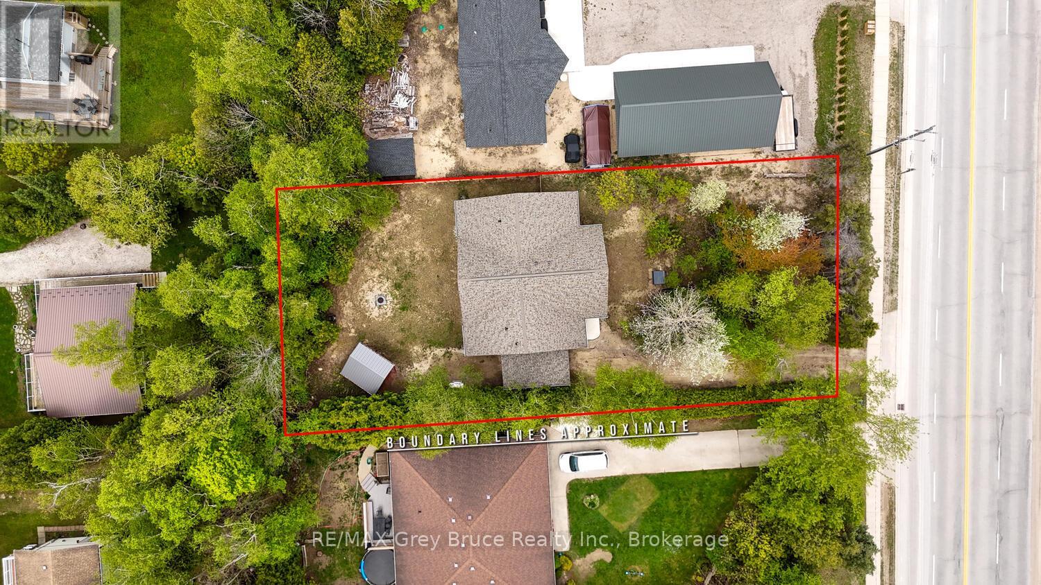 32 Southampton Parkway, South Bruce Peninsula, Ontario  N0H 2G0 - Photo 42 - X12673738