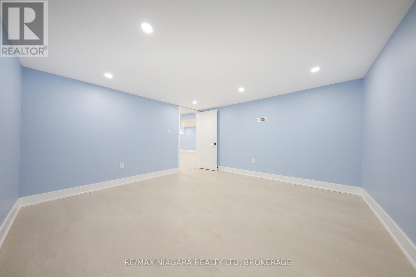5 Meadowvale Drive, St. Catharines, Ontario  L2N 3Z6 - Photo 25 - X13085200