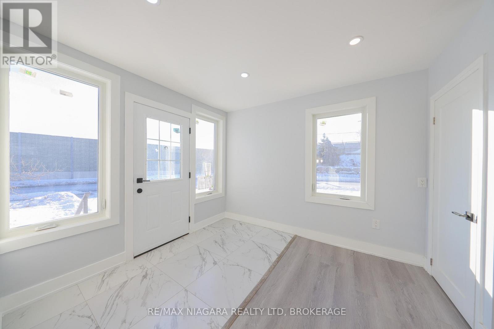 5 Meadowvale Drive, St. Catharines, Ontario  L2N 3Z6 - Photo 4 - X13085200