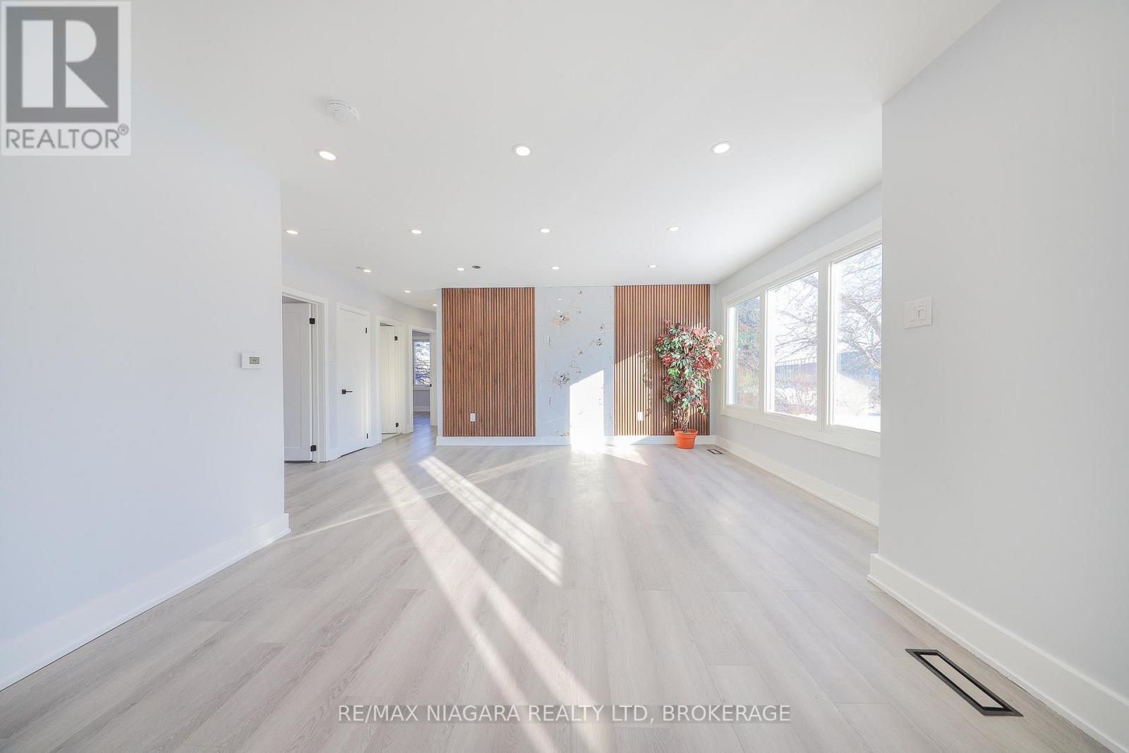 5 Meadowvale Drive, St. Catharines, Ontario  L2N 3Z6 - Photo 7 - X13085200