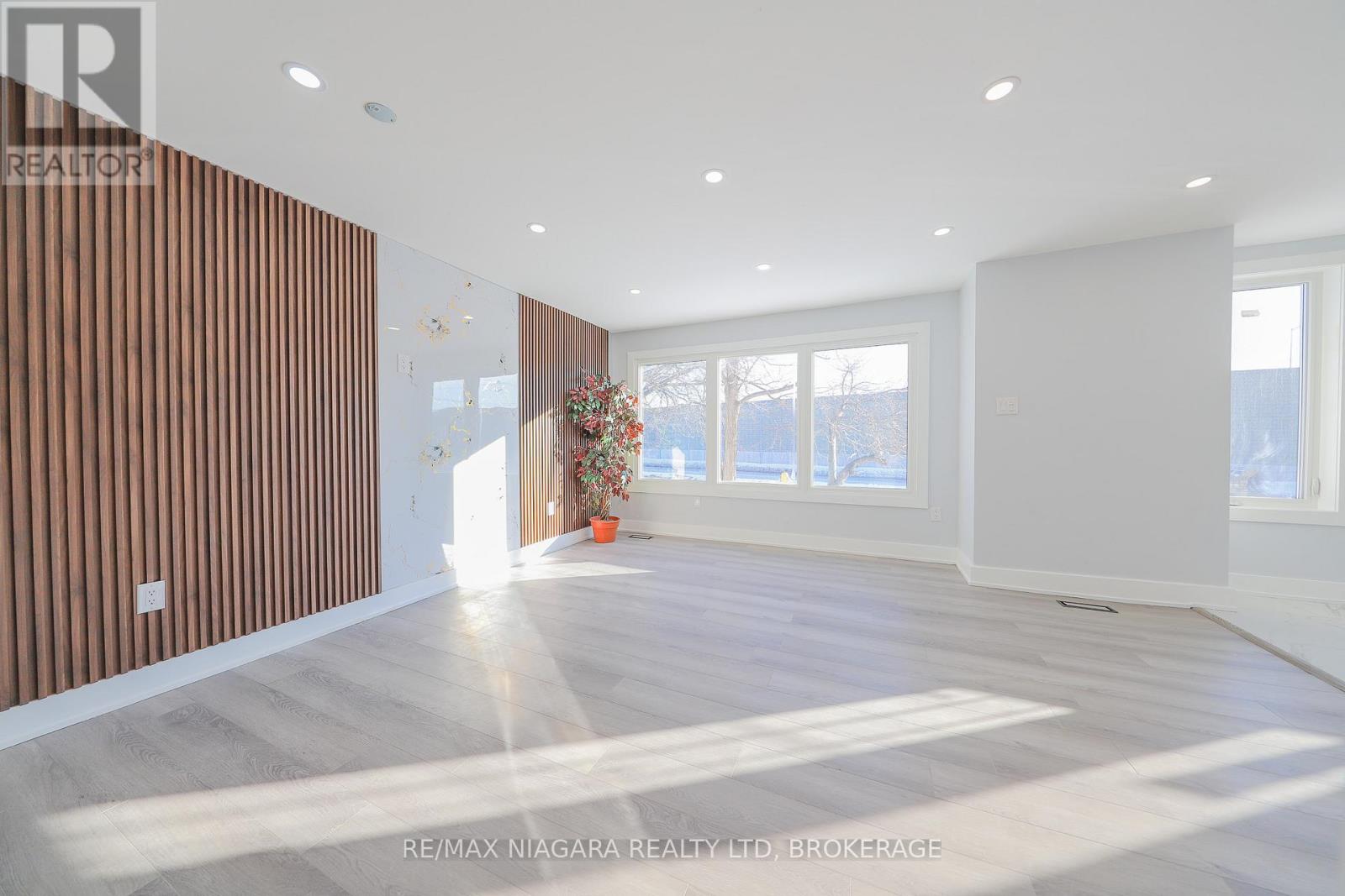 5 Meadowvale Drive, St. Catharines, Ontario  L2N 3Z6 - Photo 8 - X13085200