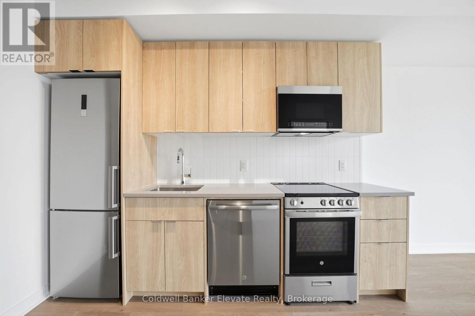 1113 - 1660 Bloor Street, Toronto, Ontario  M6P 1B1 - Photo 5 - W13083222