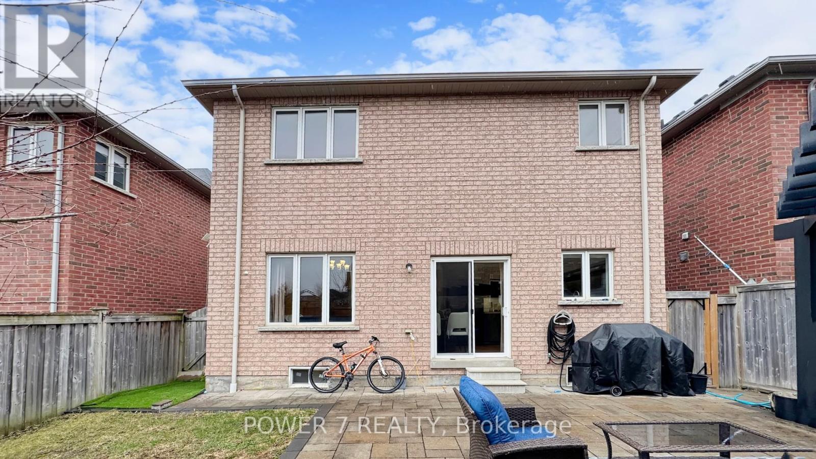 45 Lost Pond Crescent, Whitchurch-Stouffville, Ontario  L4A 0R4 - Photo 37 - N12985358