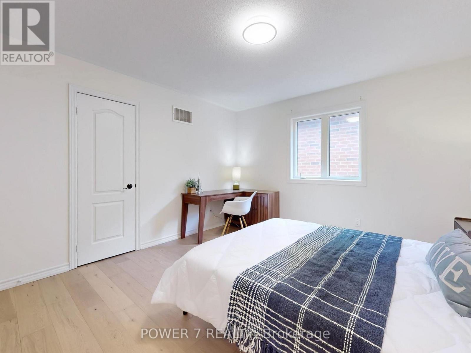 45 Lost Pond Crescent, Whitchurch-Stouffville, Ontario  L4A 0R4 - Photo 26 - N12985358