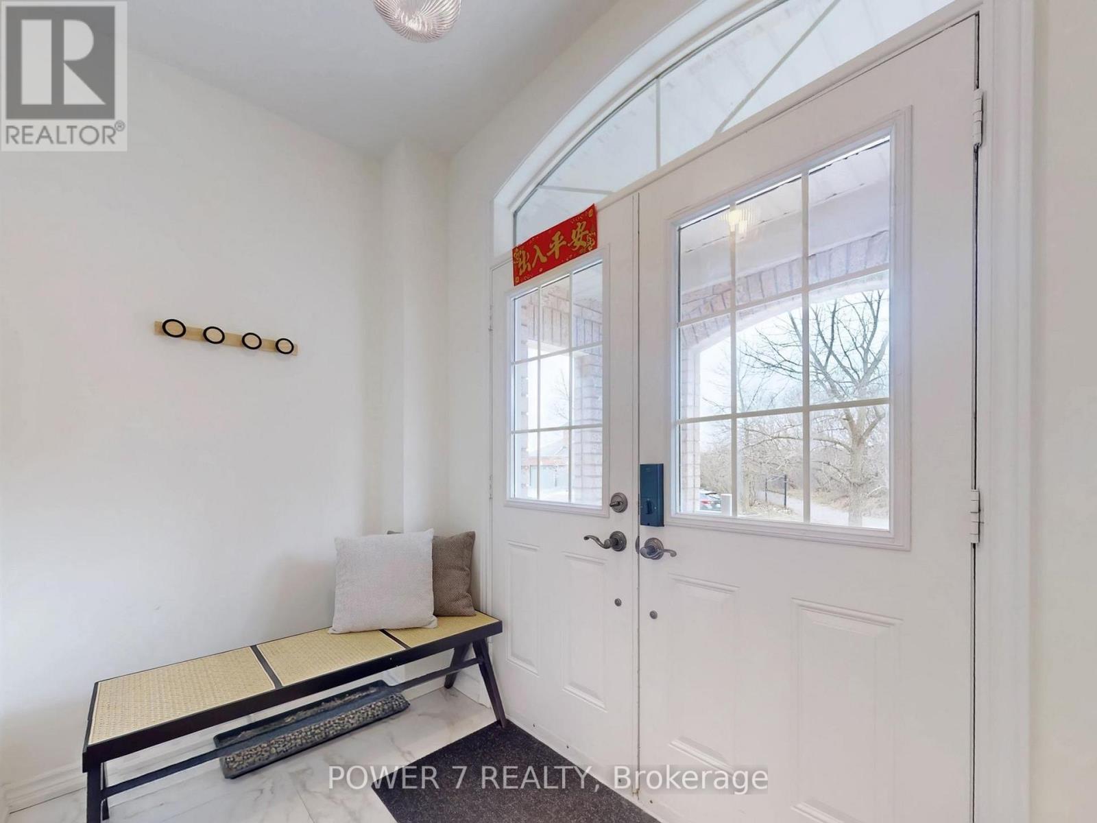 45 Lost Pond Crescent, Whitchurch-Stouffville, Ontario  L4A 0R4 - Photo 18 - N12985358