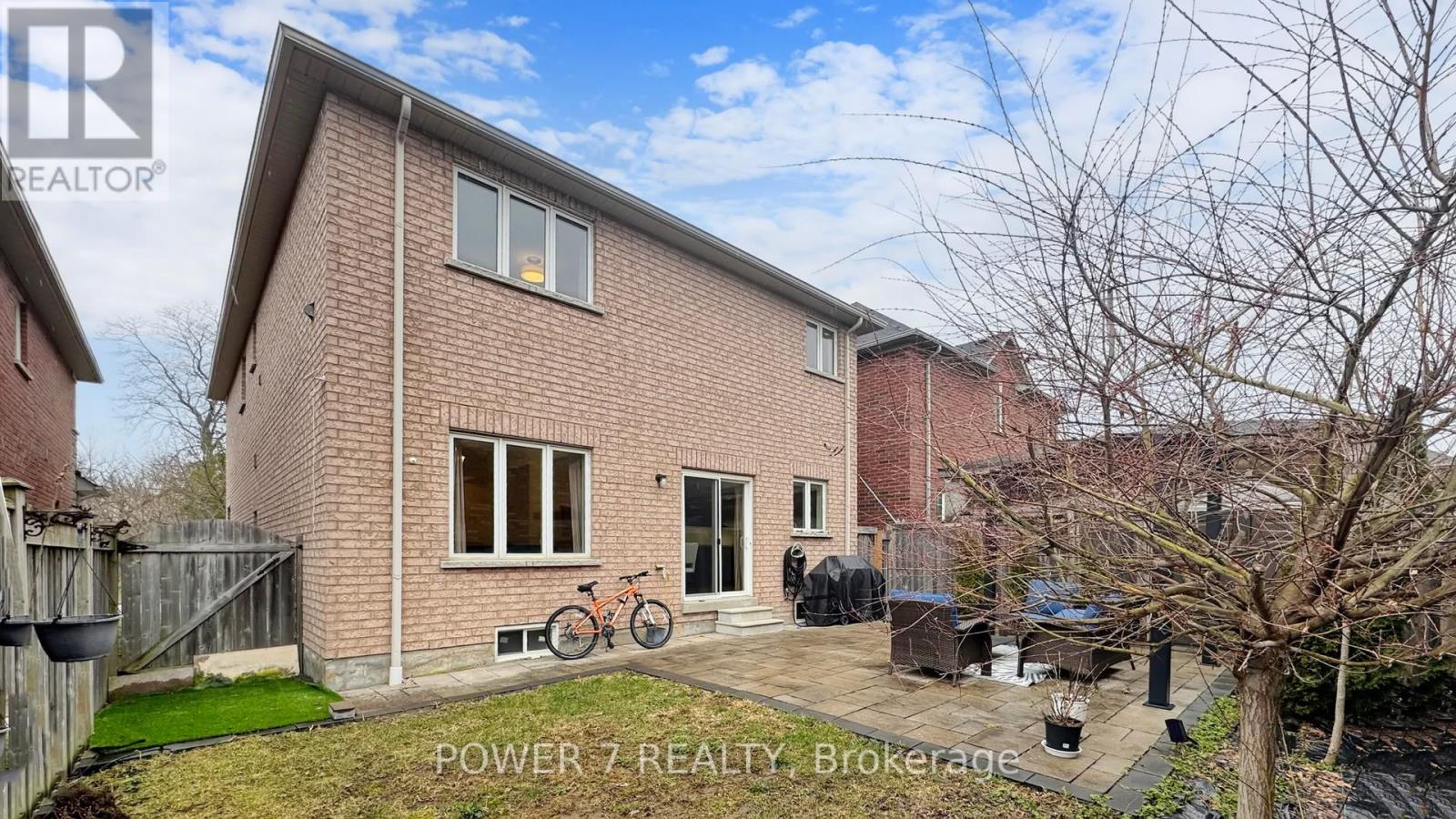 45 Lost Pond Crescent, Whitchurch-Stouffville, Ontario  L4A 0R4 - Photo 38 - N12985358