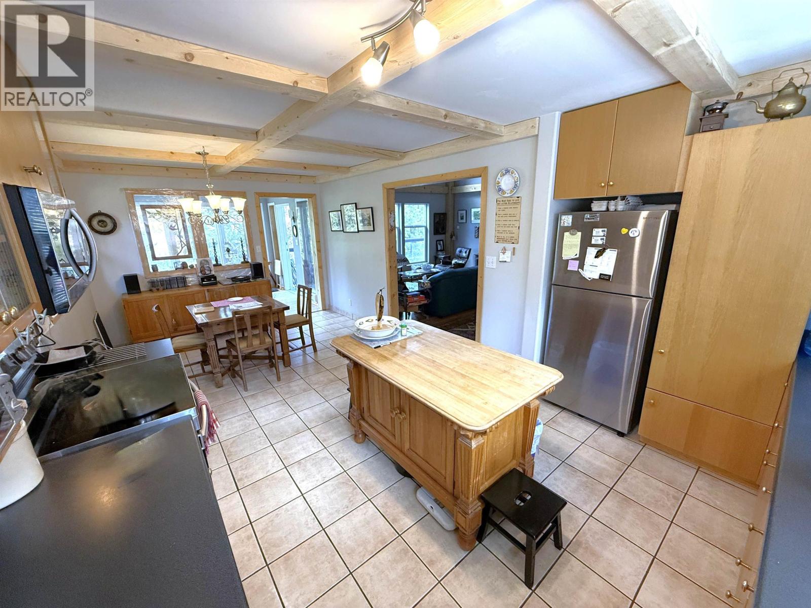 6513 Monette Road, 100 Mile House, British Columbia  V0K 1K0 - Photo 25 - R3118646