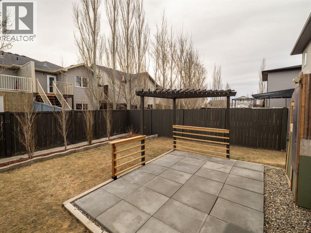 327 Mildred Dobbs Boulevard N, Lethbridge, Alberta  T1H 6G7 - Photo 43 - A2286537