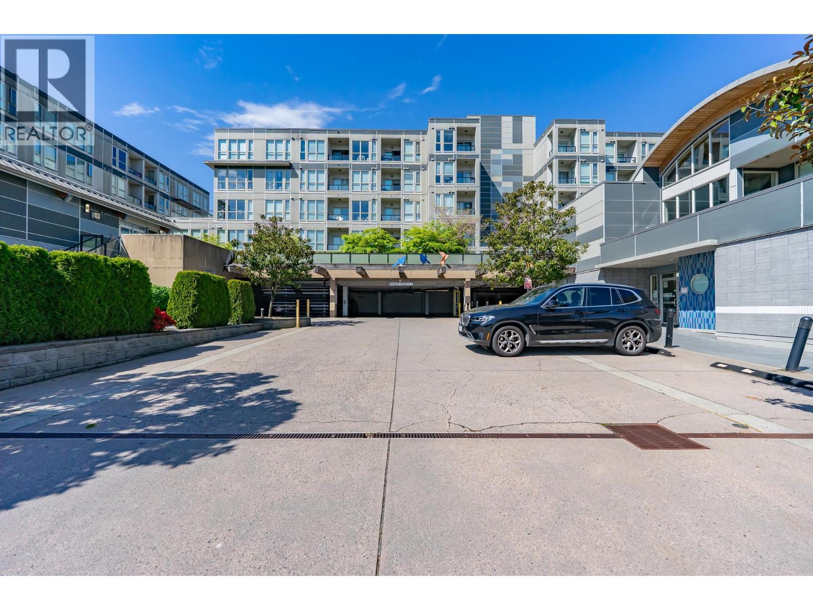 563 4099 STOLBERG STREET, Richmond, British Columbia