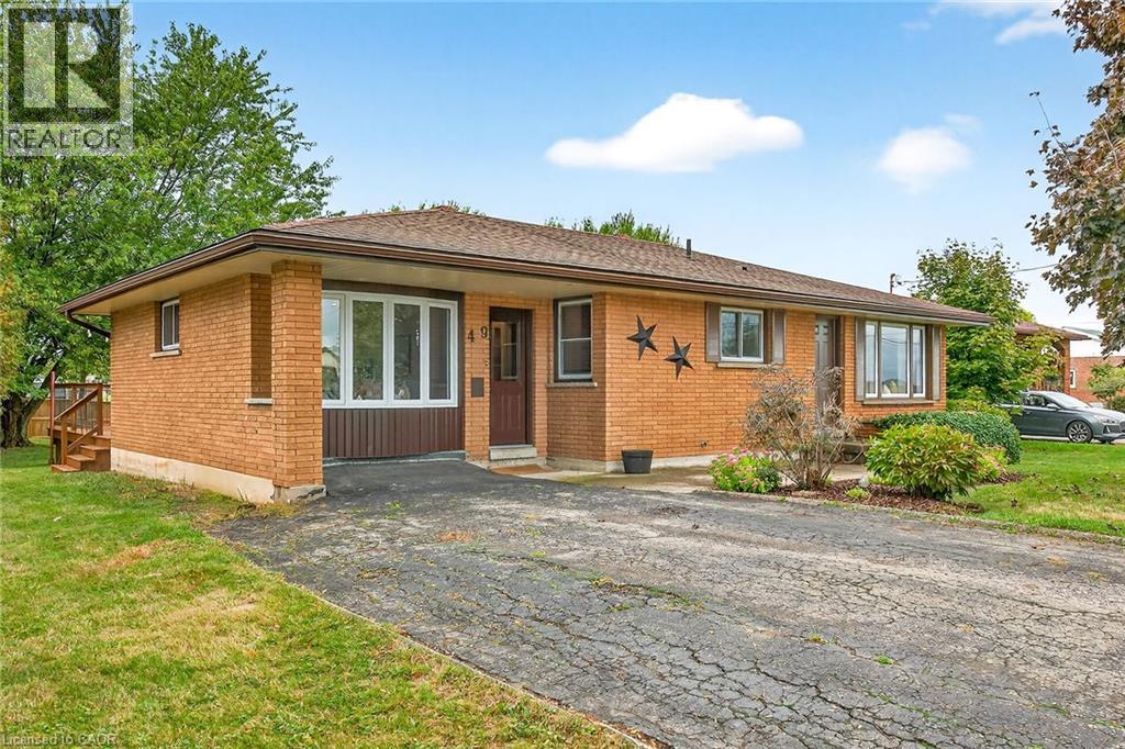 49 ERIE Avenue N, Fisherville, Ontario