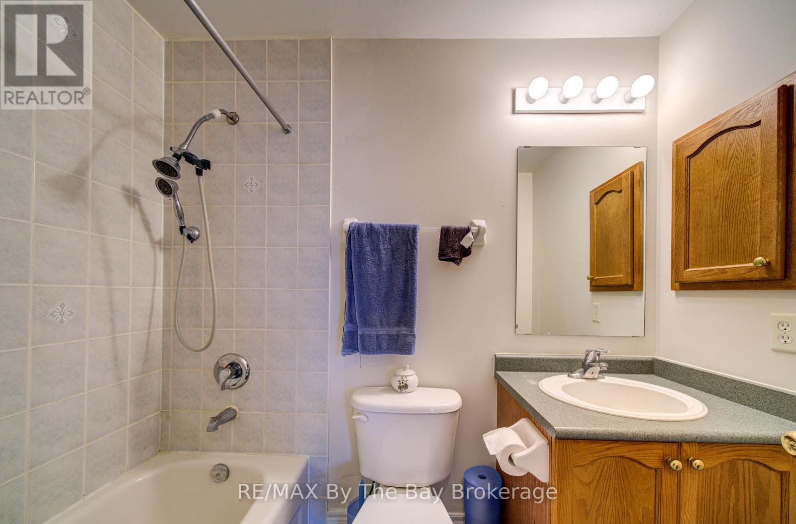420 Ramblewood Drive, Wasaga Beach, Ontario  L9Z 1P3 - Photo 20 - S13085280