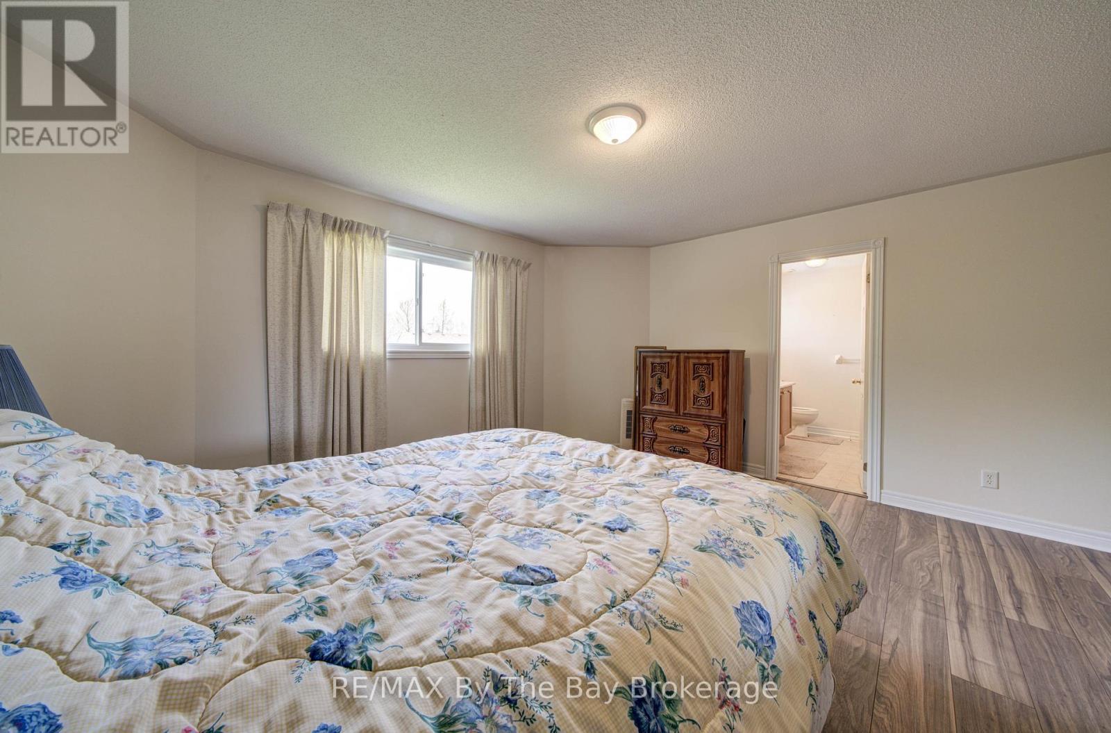 420 Ramblewood Drive, Wasaga Beach, Ontario  L9Z 1P3 - Photo 23 - S13085280