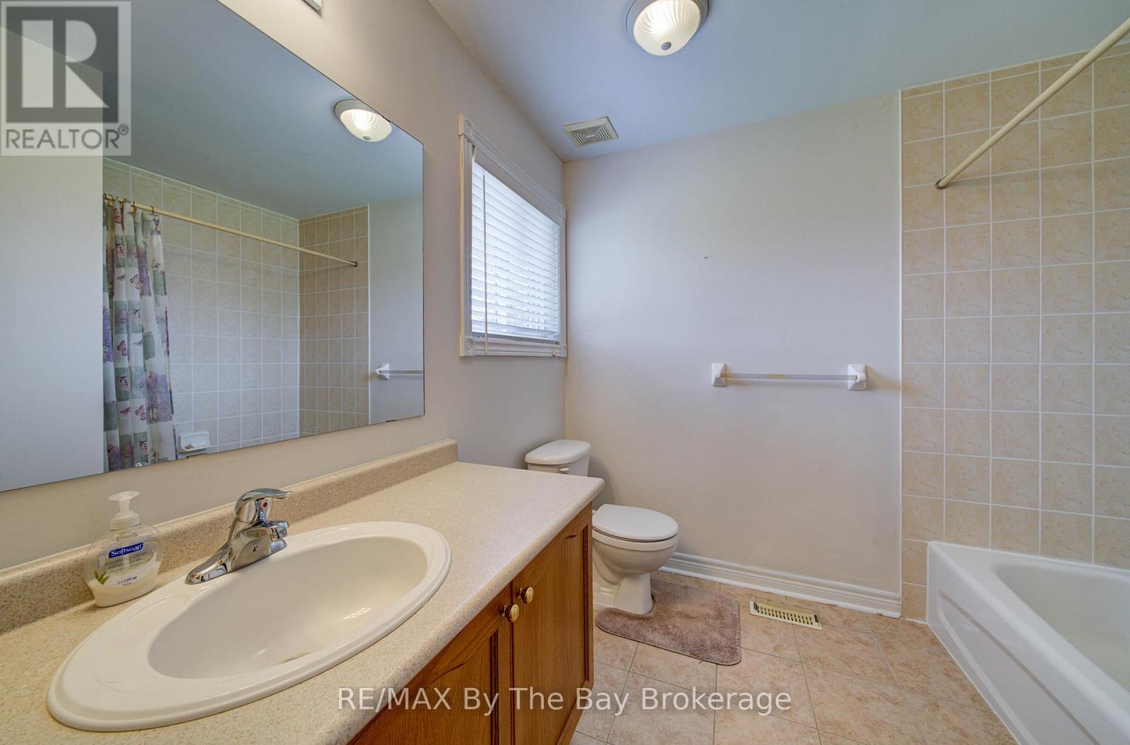 420 Ramblewood Drive, Wasaga Beach, Ontario  L9Z 1P3 - Photo 24 - S13085280