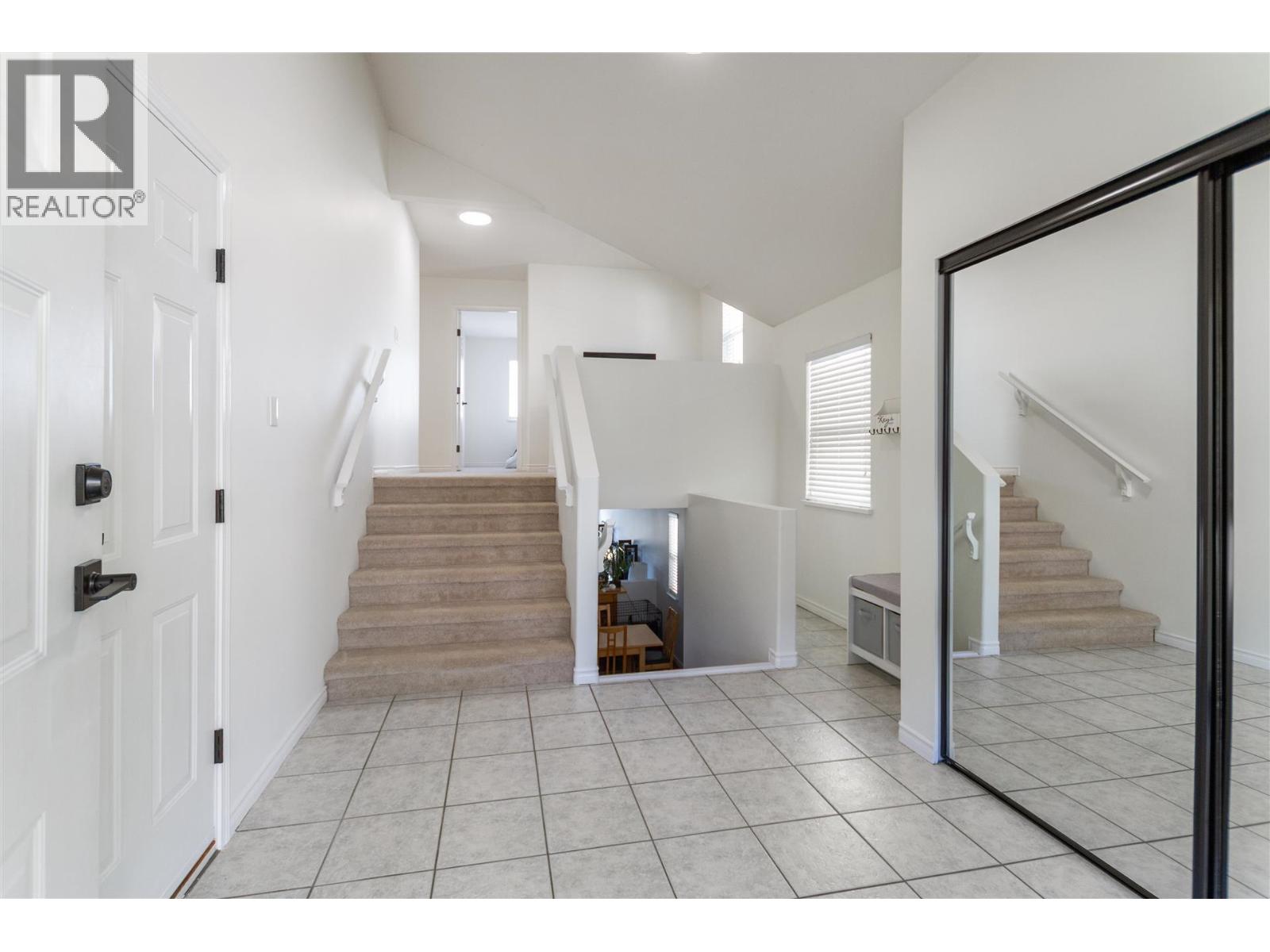 5 1615 Shaughnessy Street, Port Coquitlam, British Columbia  V3C 6K9 - Photo 3 - R3119303