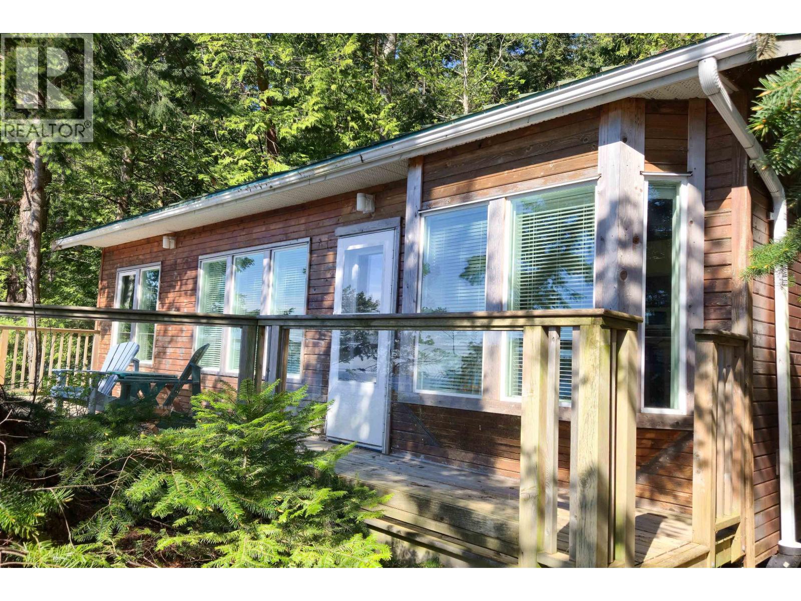 65 Esplanade Road, Keats Island, British Columbia  V0N 1V0 - Photo 3 - R3119452