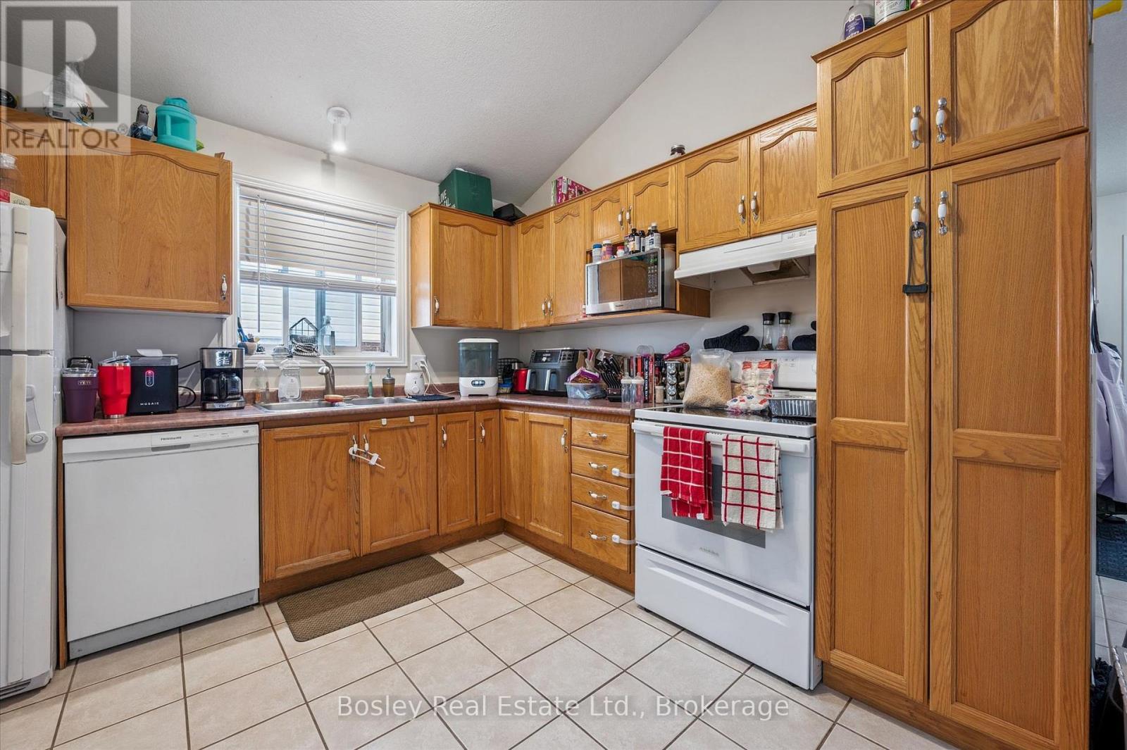 4 Hayward Crescent, Guelph, Ontario  N1G 5A5 - Photo 10 - X13085278