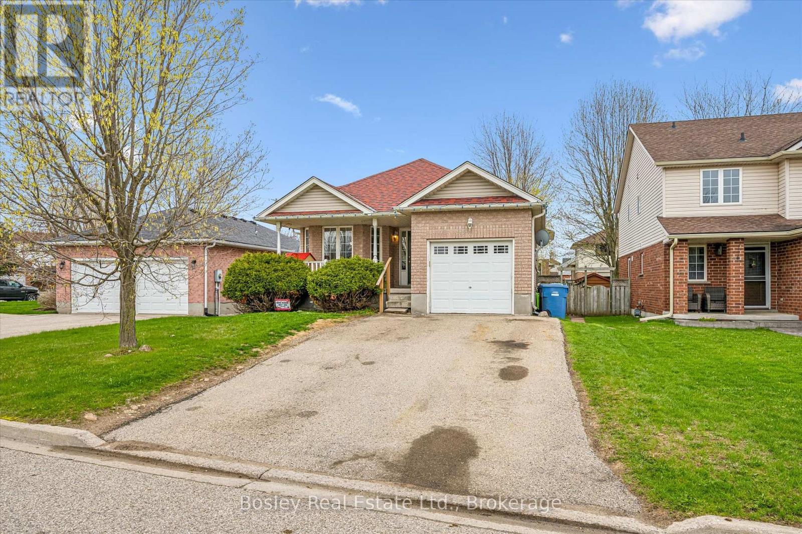 4 Hayward Crescent, Guelph, Ontario  N1G 5A5 - Photo 2 - X13085278
