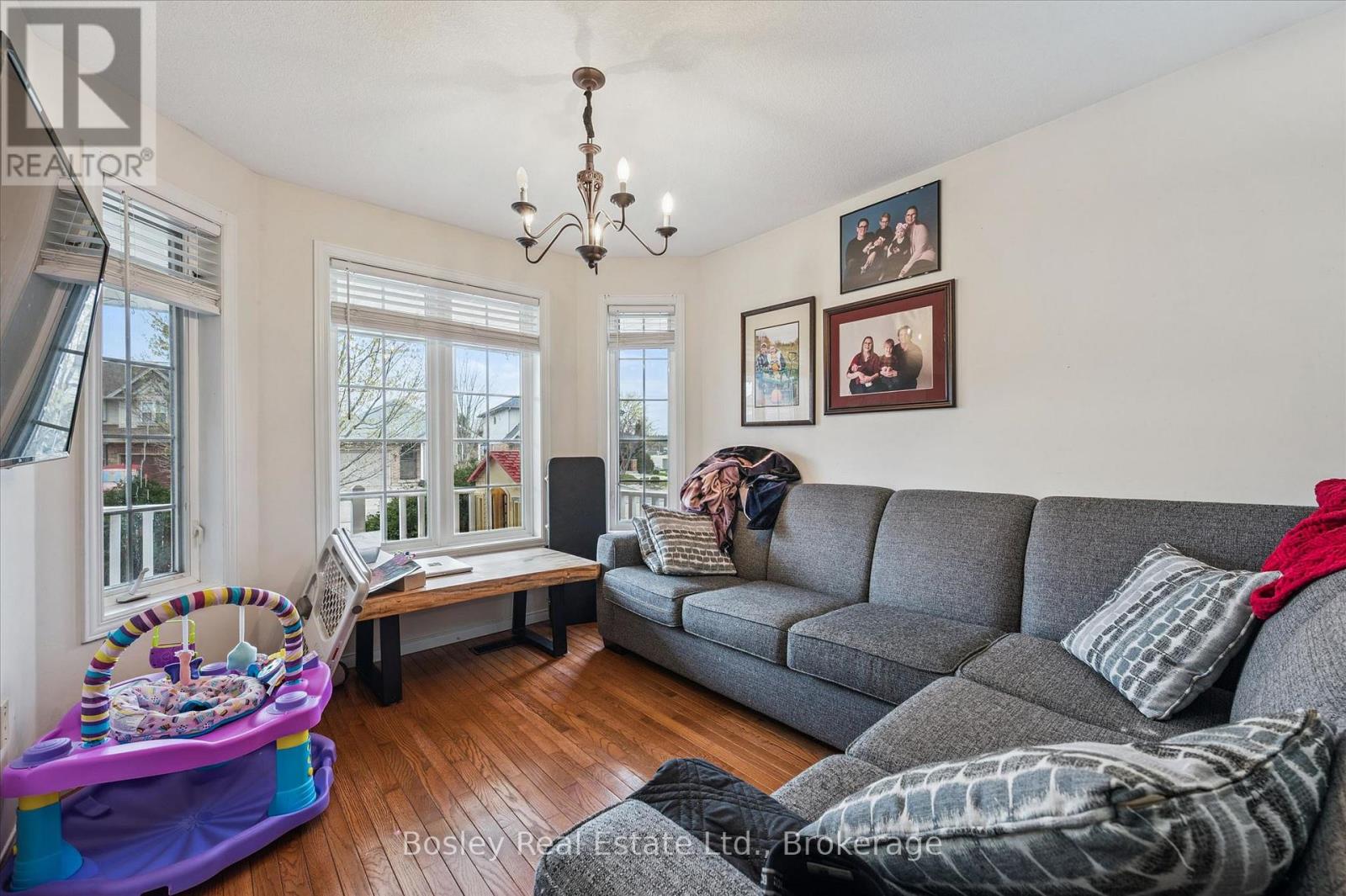 4 Hayward Crescent, Guelph, Ontario  N1G 5A5 - Photo 5 - X13085278