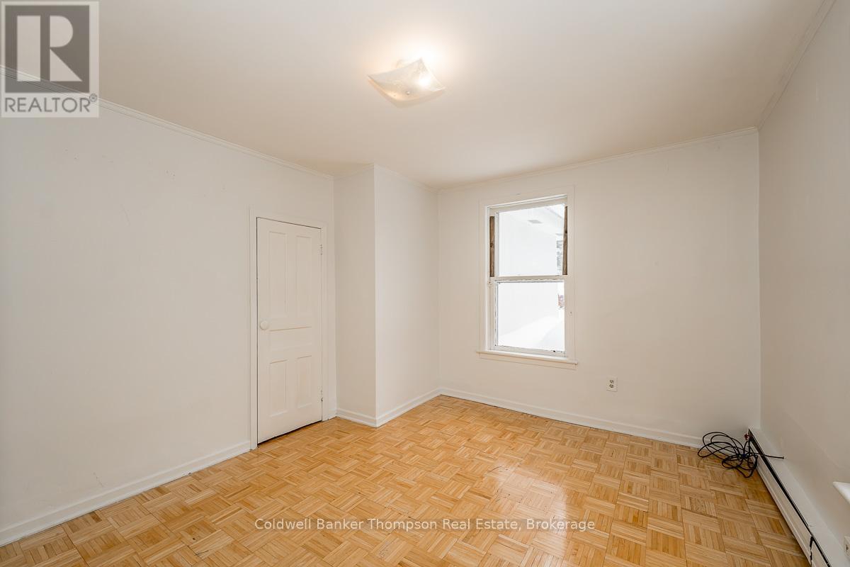 Unit B - 145 Front Street, Bracebridge, Ontario  P1L 1J7 - Photo 14 - X13085340