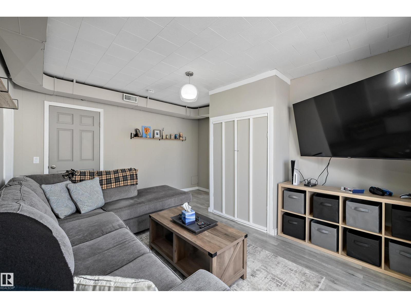 4908 49 Av, Onoway, Alberta  T0E 1V0 - Photo 10 - E4485783