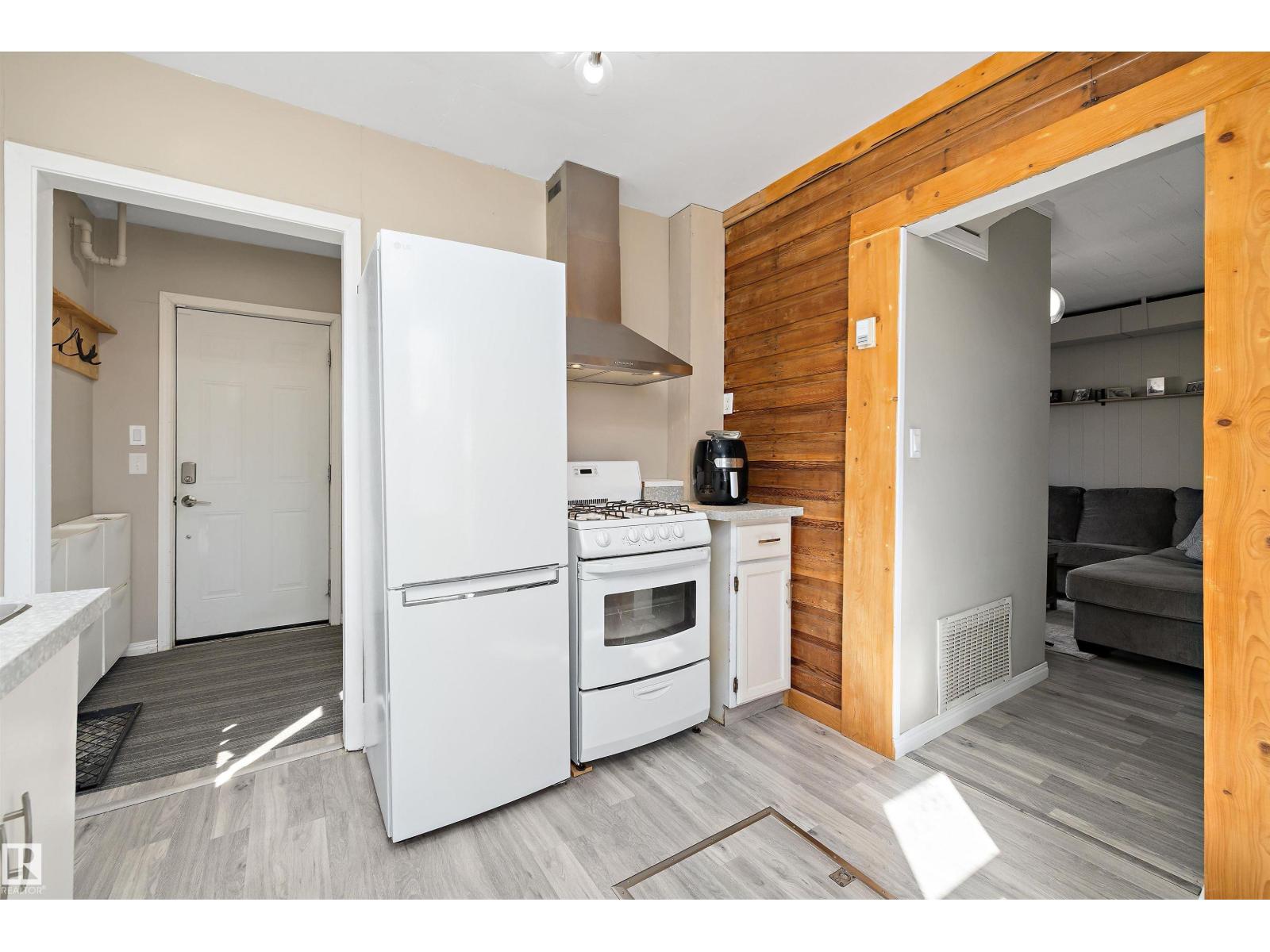 4908 49 Av, Onoway, Alberta  T0E 1V0 - Photo 9 - E4485783