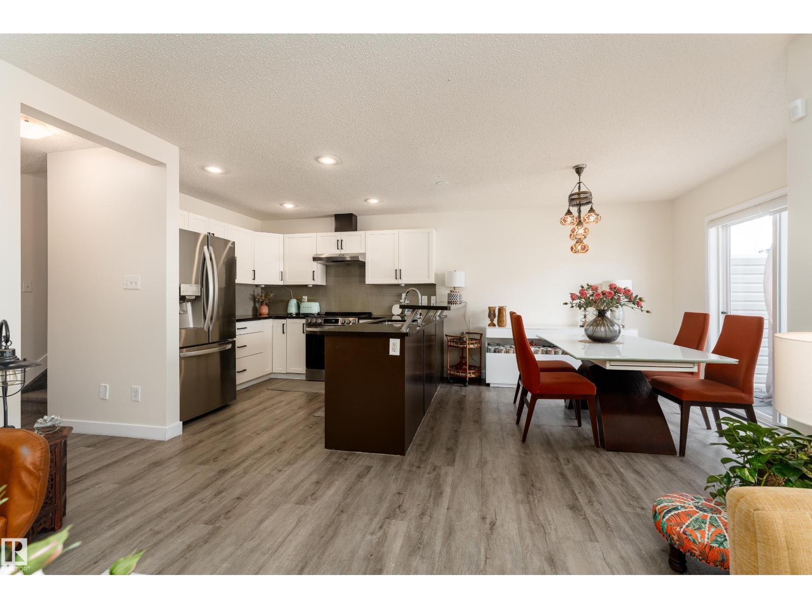 9538 Simpson Co Nw, Edmonton, Alberta  T6R 0T8 - Photo 10 - E4485784
