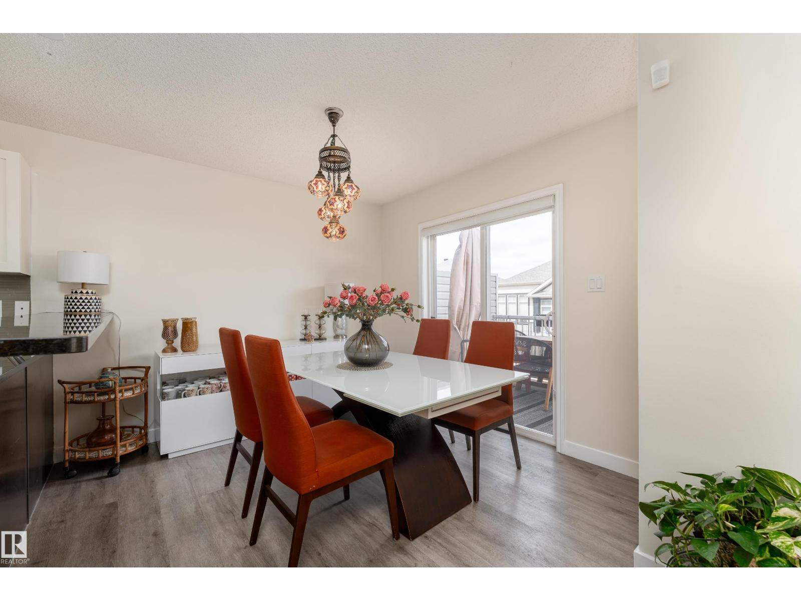 9538 Simpson Co Nw, Edmonton, Alberta  T6R 0T8 - Photo 11 - E4485784