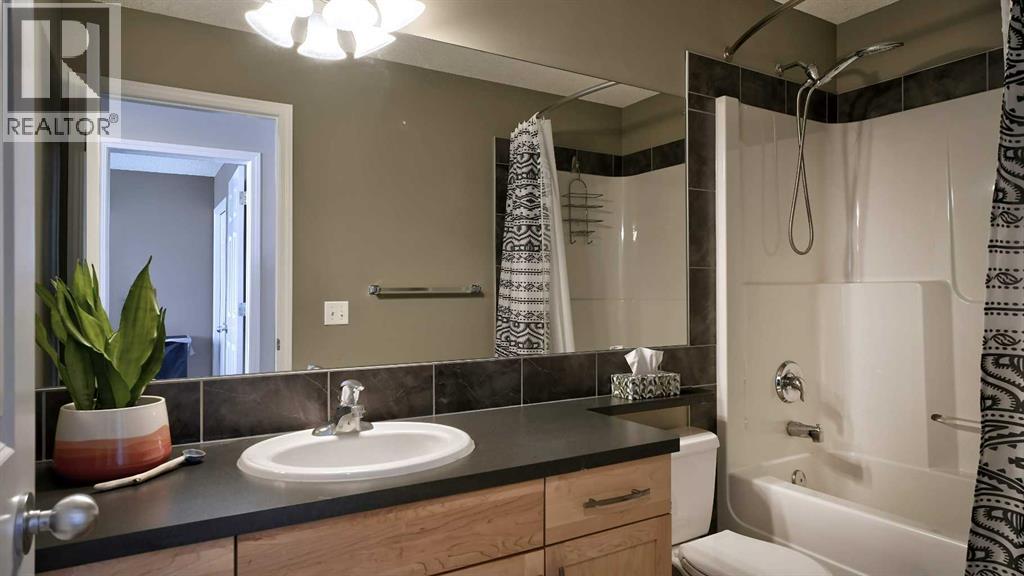2064 Reunion Boulevard Nw, Airdrie, Alberta  T4B 0J2 - Photo 34 - A2296686