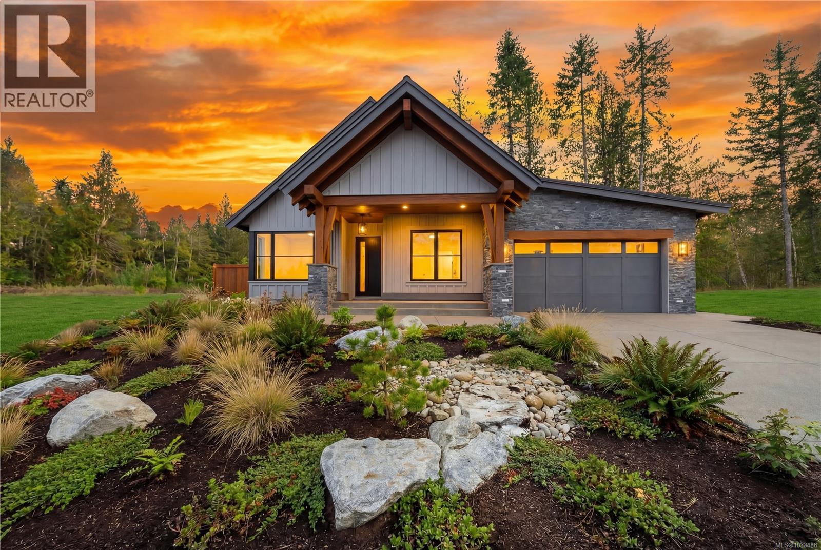 531 Hole-in-One Dr, Qualicum Beach, British Columbia