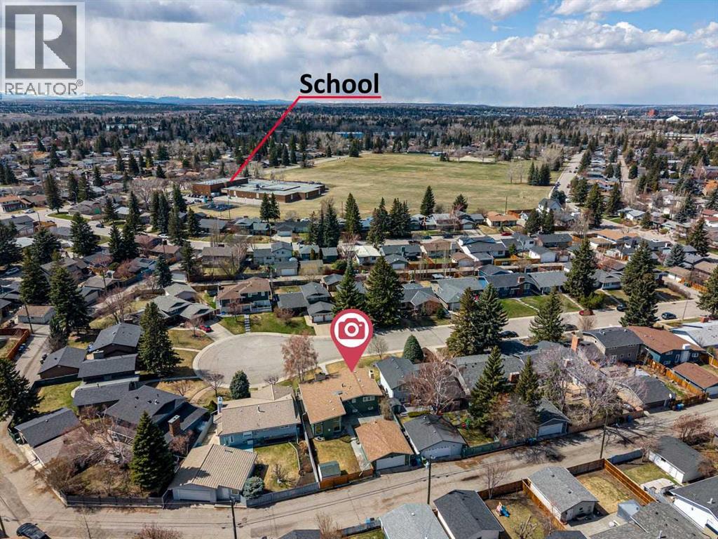 36 Lake Twintree Place Se, Calgary, Alberta  T2J 2X5 - Photo 49 - A2301243