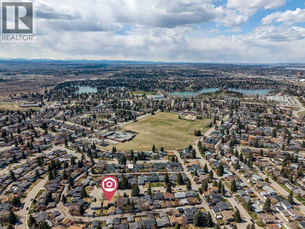 36 Lake Twintree Place Se, Calgary, Alberta  T2J 2X5 - Photo 47 - A2301243